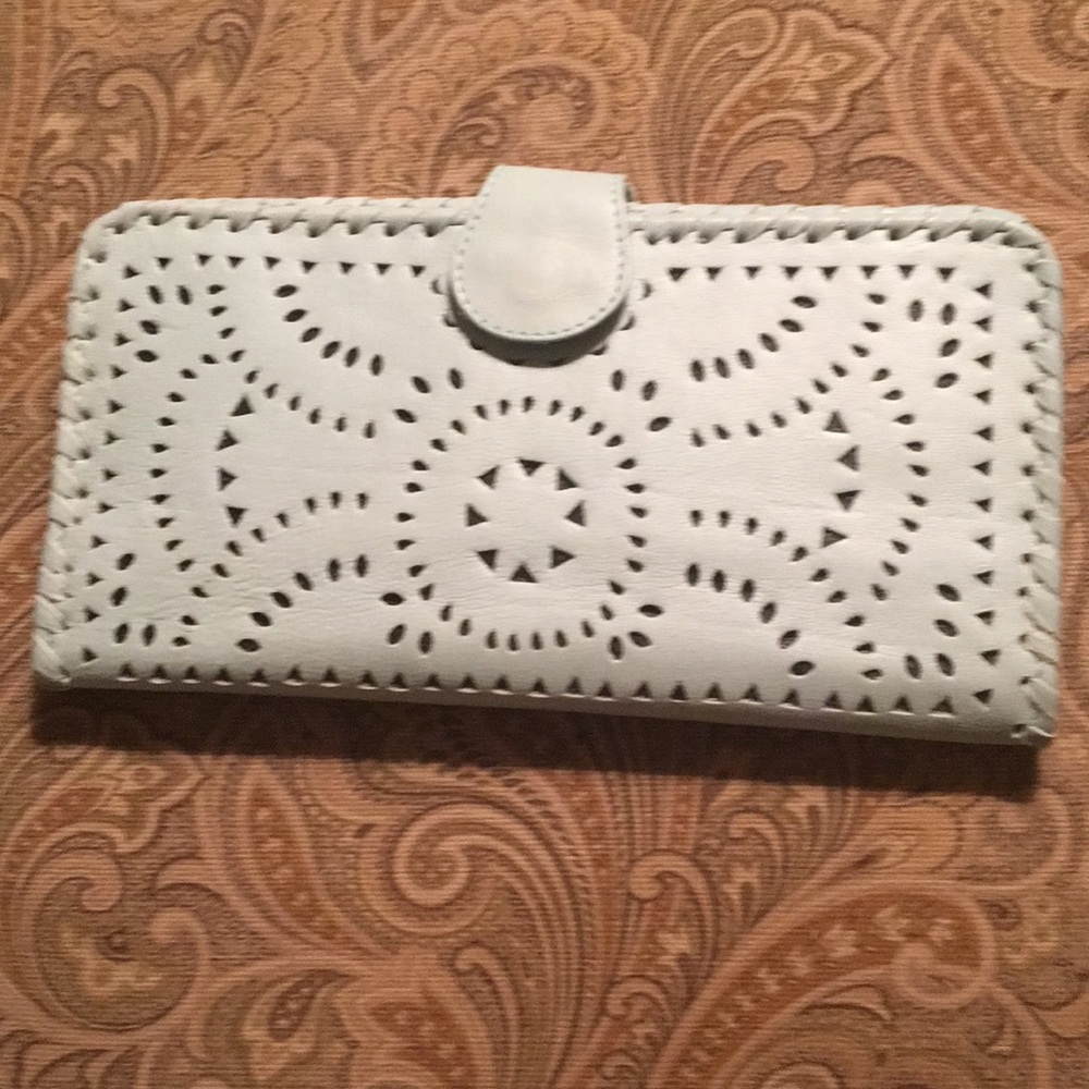 Cleobella Wallet